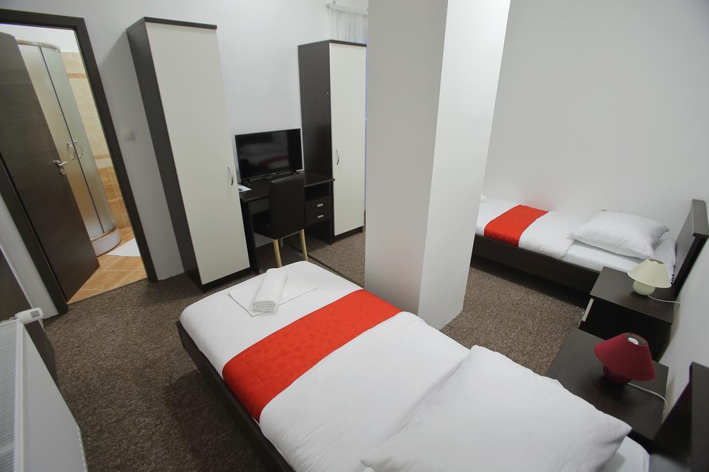 Sobe Oliva Hotel Zagreb Bagian luar foto